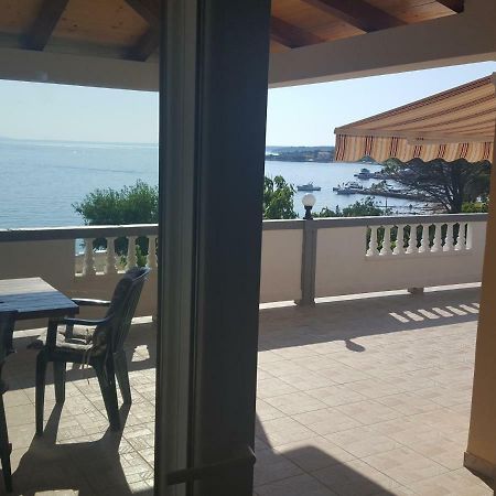 Apartmani Slavica 拉布 外观 照片