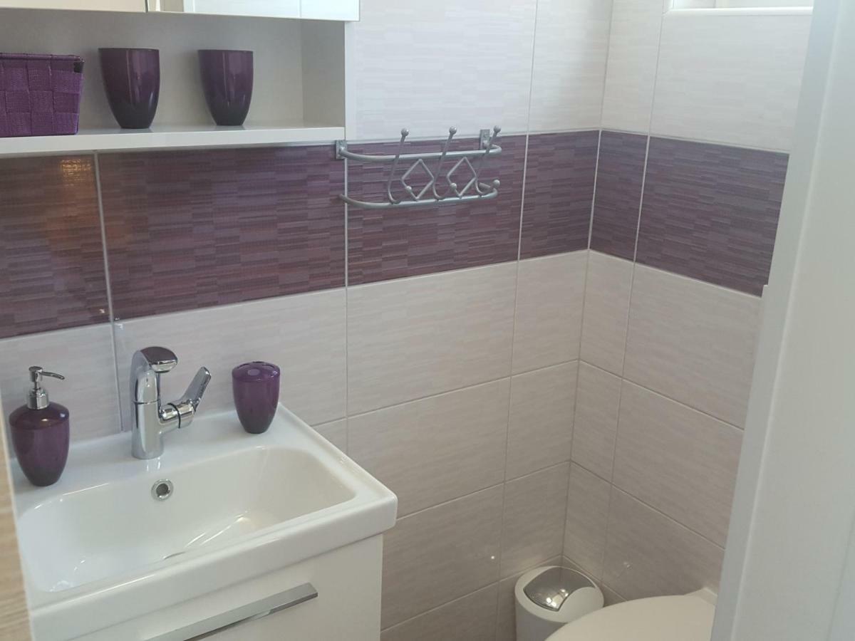 Apartmani Slavica 拉布 外观 照片