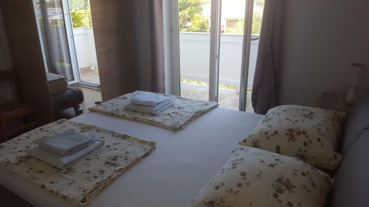 Apartmani Slavica 拉布 外观 照片